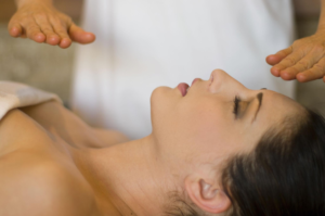 energy healing vs reiki healing